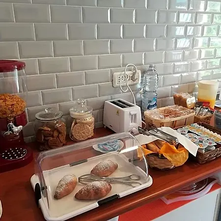 Lo Zizzolo- Bed and breakfast 3*